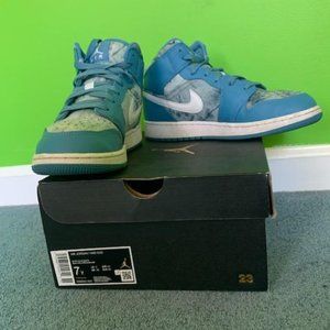 Nike Air Jordan 1